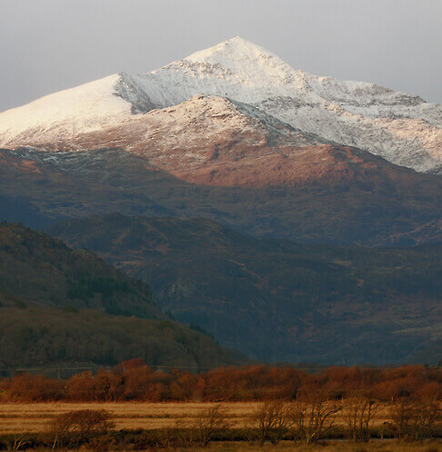 Walks up Snowdoni